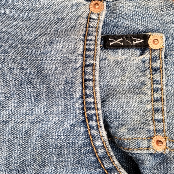 A|X Armani Exchange Easy Fit J65 Jeans - Picture 3 of 12